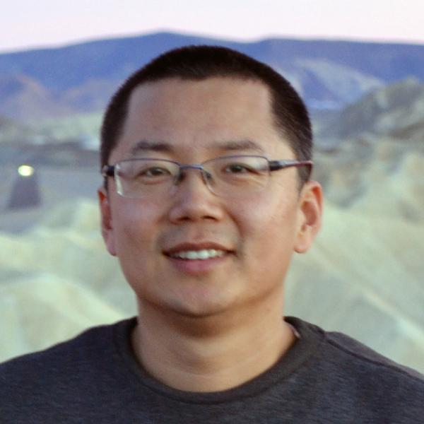 Yingdong Jia